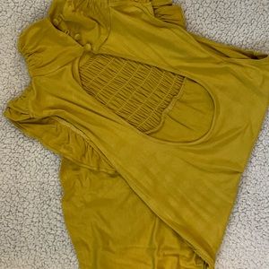 ARDEN B : Sleeveless blouse with ruffles